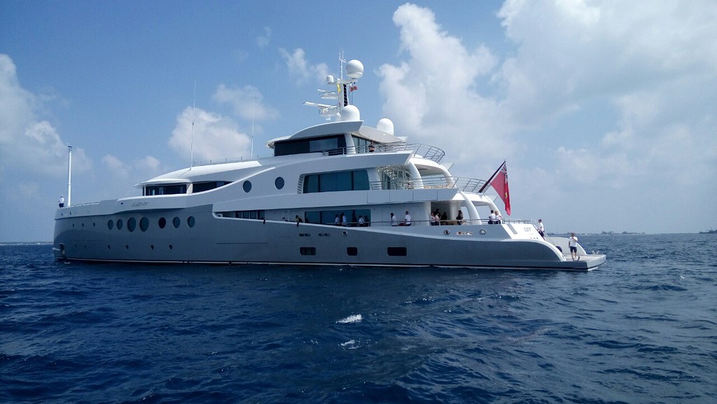 Motor yacht Event photographed in Maldivian waters